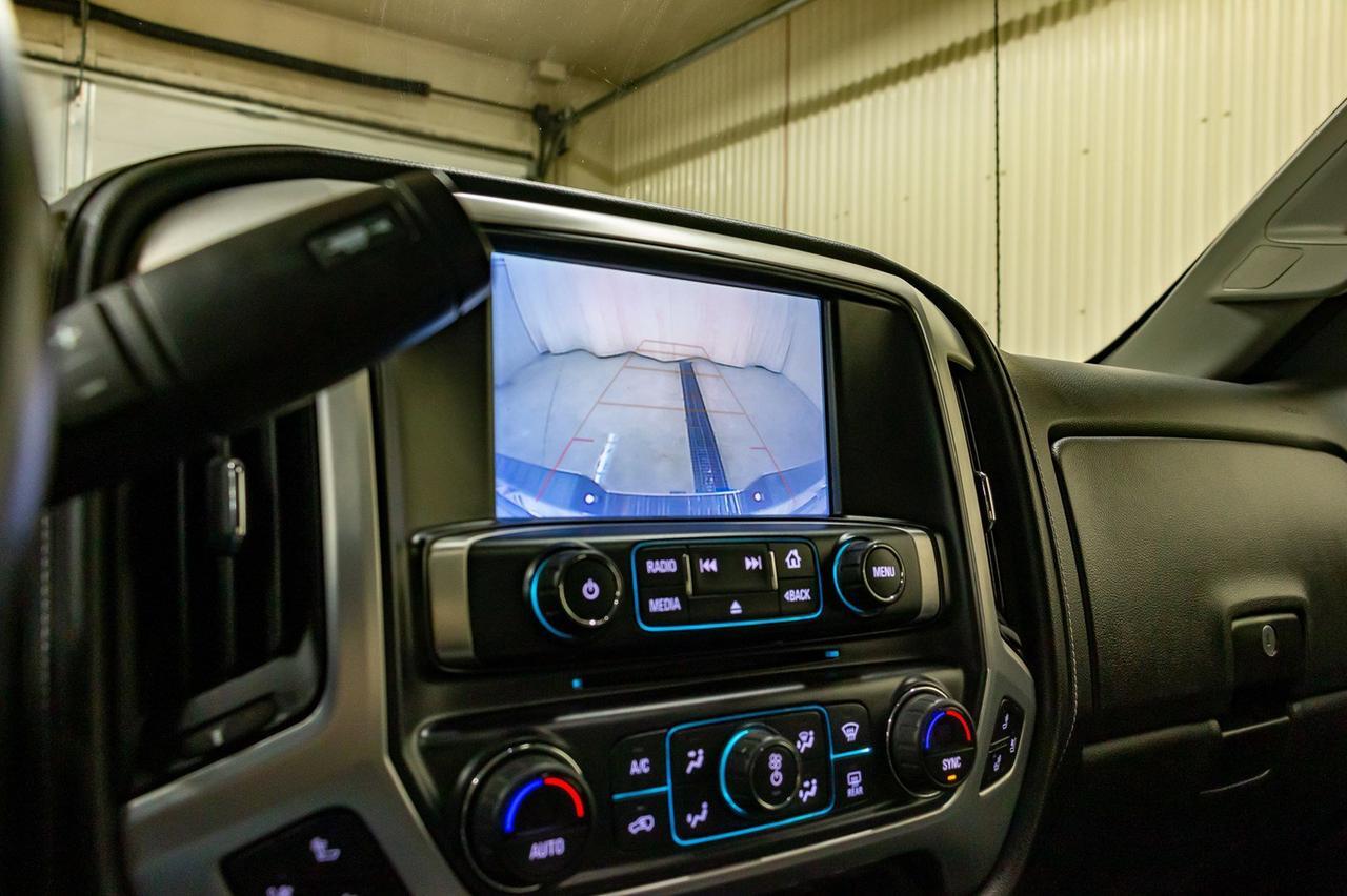 2018 GMC Sierra 1500 4x4 Crew Cab SLT Leather Roof BCam Red Deer AB