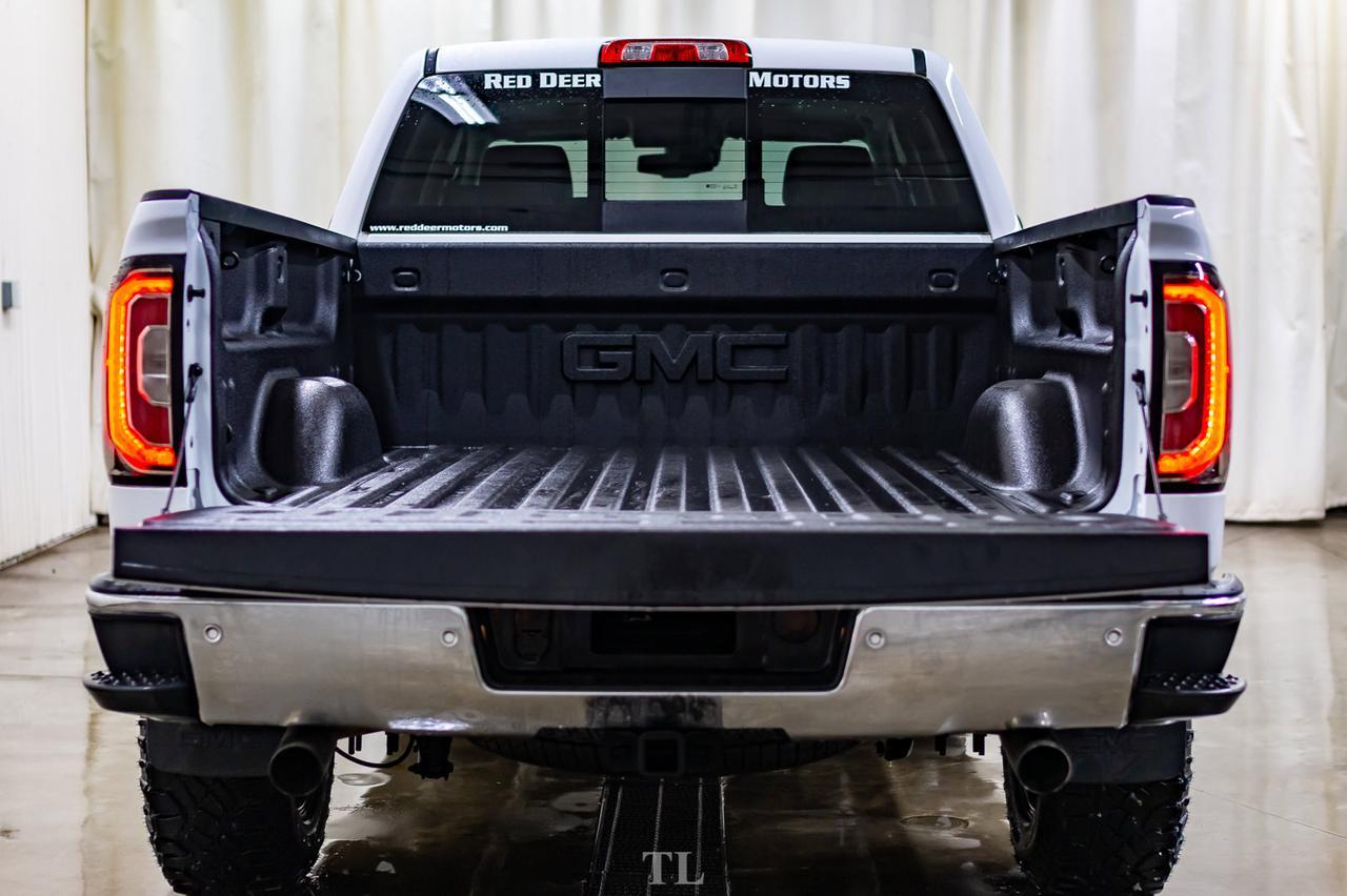 2018 GMC Sierra 1500 4x4 Crew Cab SLT Level Kit Leather Roof Nav Red Deer AB