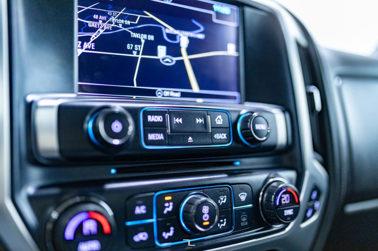 2018 GMC Sierra 1500 4x4 Crew Cab SLT Z71 Leather Nav BCam Red Deer AB