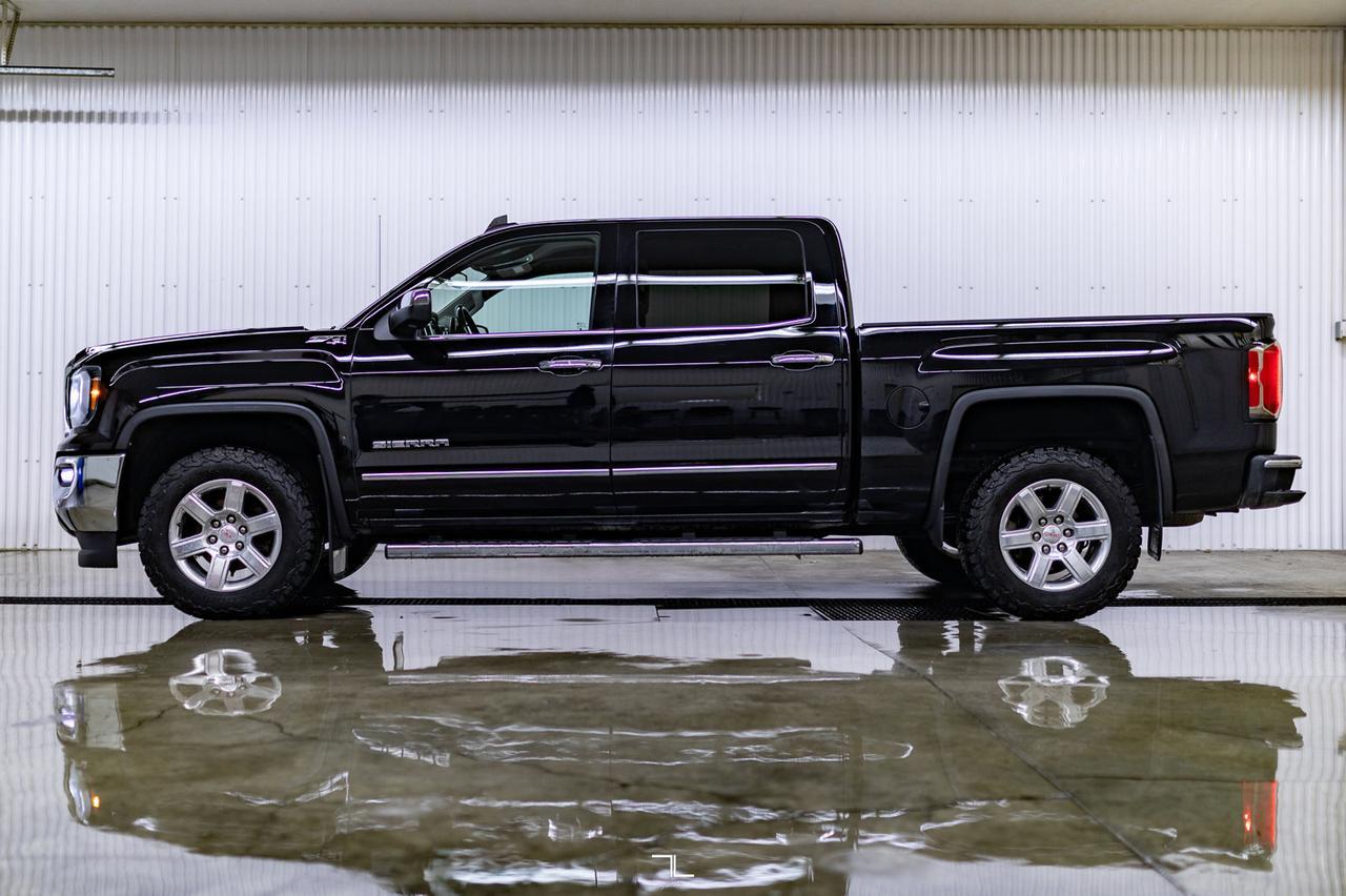 2018 GMC Sierra 1500 4x4 Crew Cab SLT Z71 Leather Nav BCam Red Deer AB