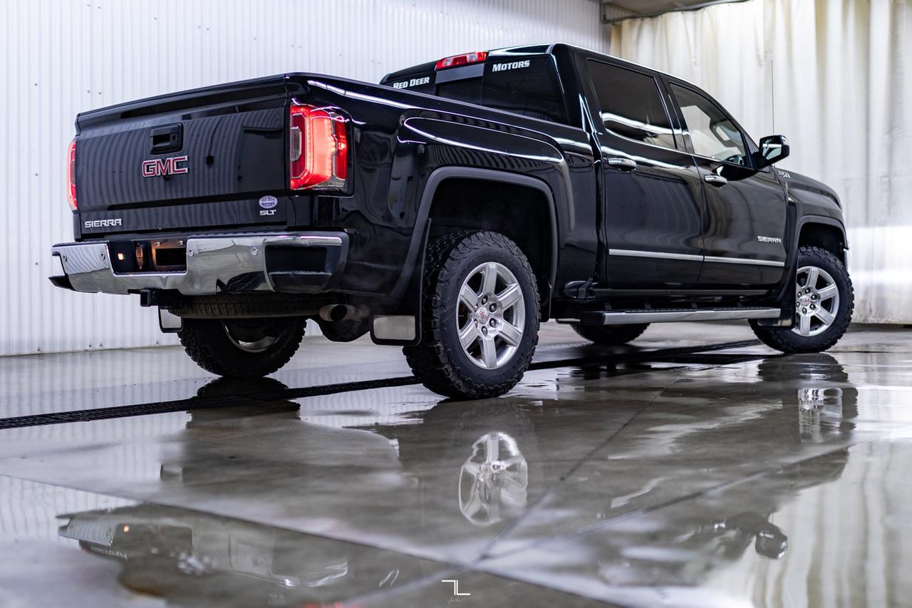 2018 GMC Sierra 1500 4x4 Crew Cab SLT Z71 Leather Nav BCam Red Deer AB