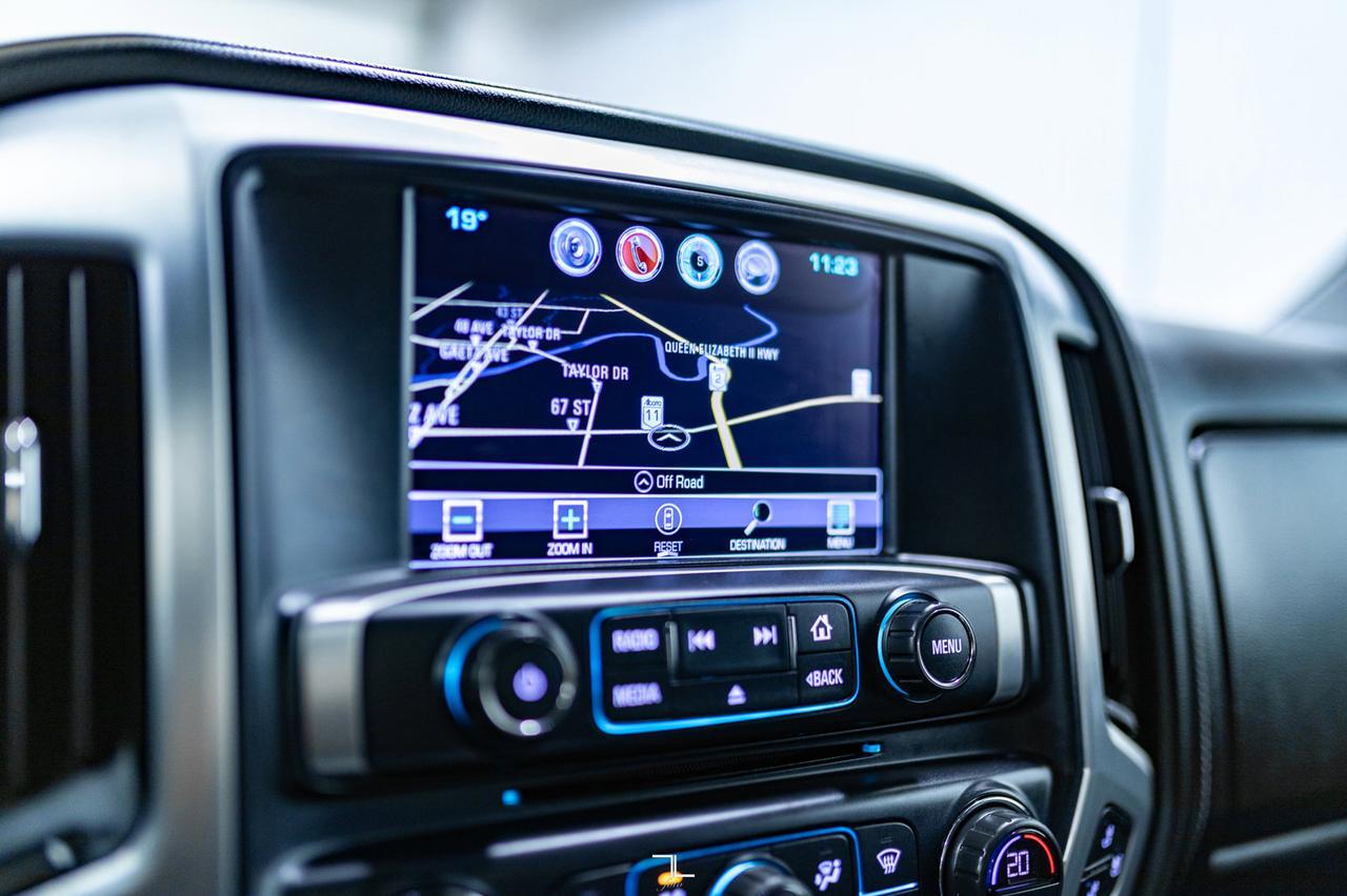 2018 GMC Sierra 1500 4x4 Crew Cab SLT Z71 Leather Nav BCam Red Deer AB