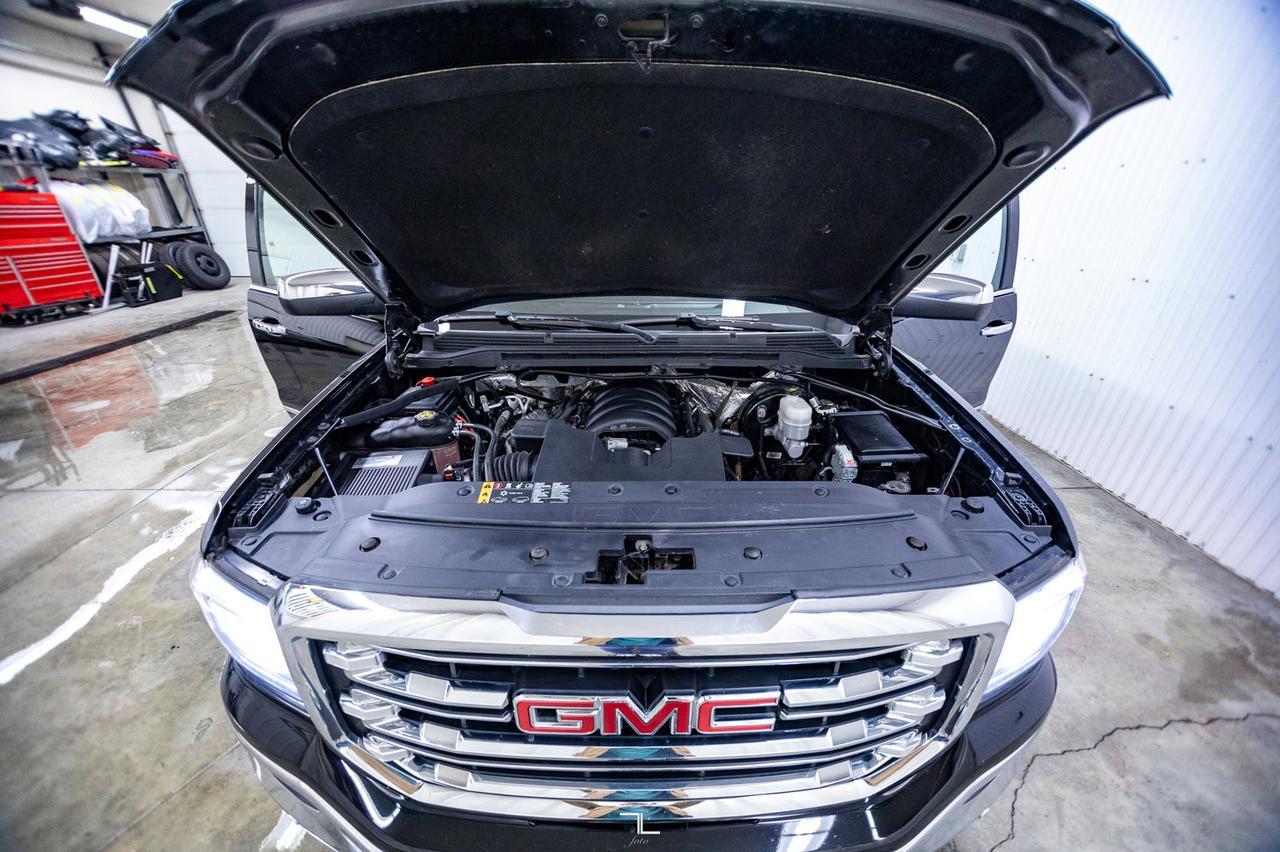 2018 GMC Sierra 1500 4x4 Crew Cab SLT Z71 Leather Nav BCam Red Deer AB