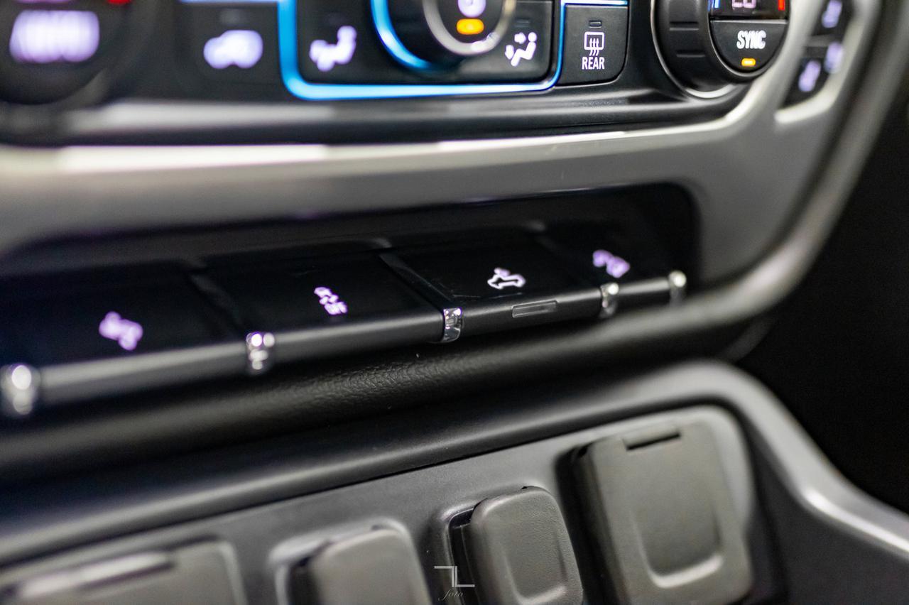 2018 GMC Sierra 1500 4x4 Crew Cab SLT Z71 Leather Roof 4" Lift Kit Red Deer AB