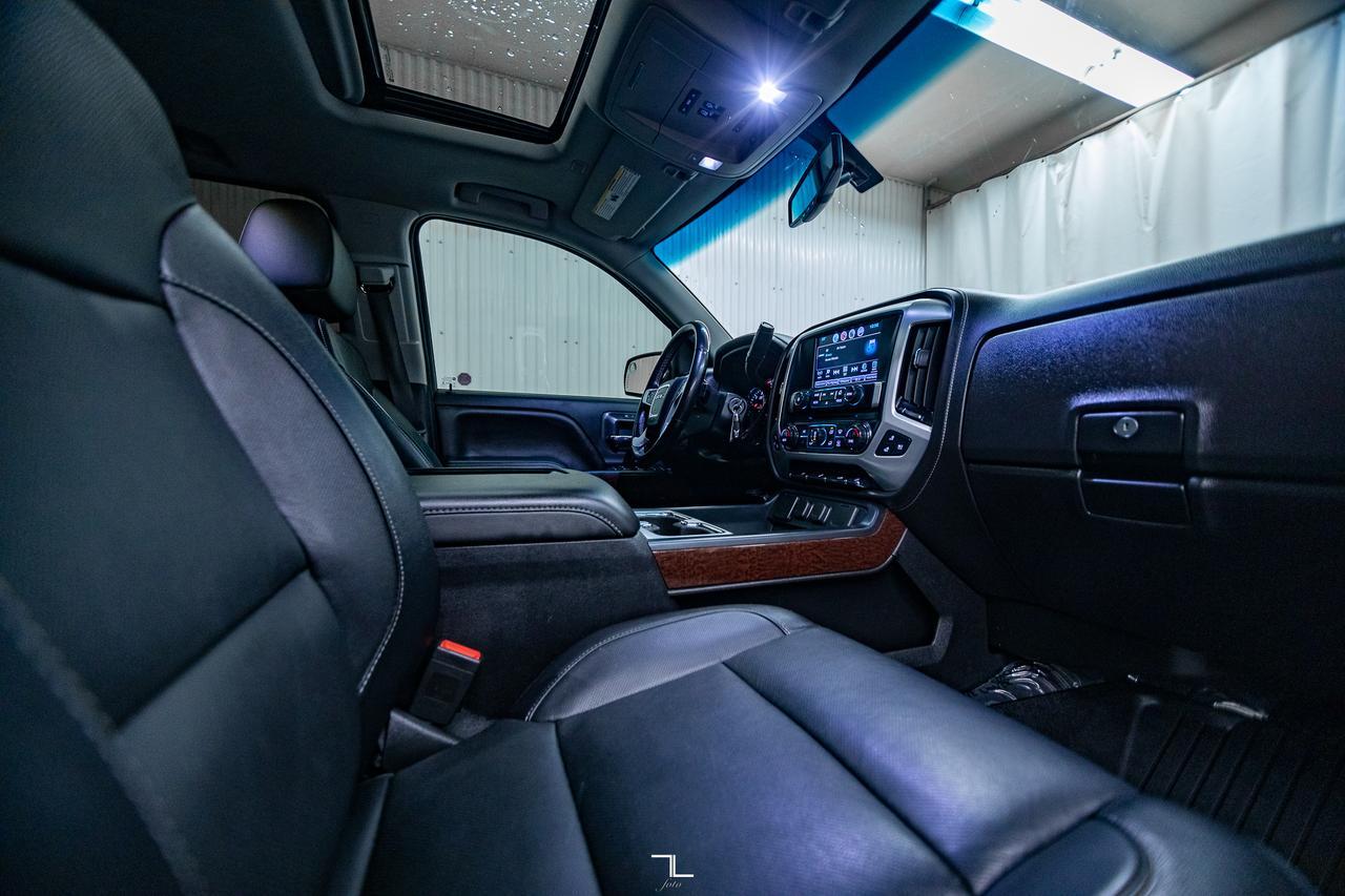 2018 GMC Sierra 1500 4x4 Crew Cab SLT Z71 Leather Roof BCam Red Deer AB