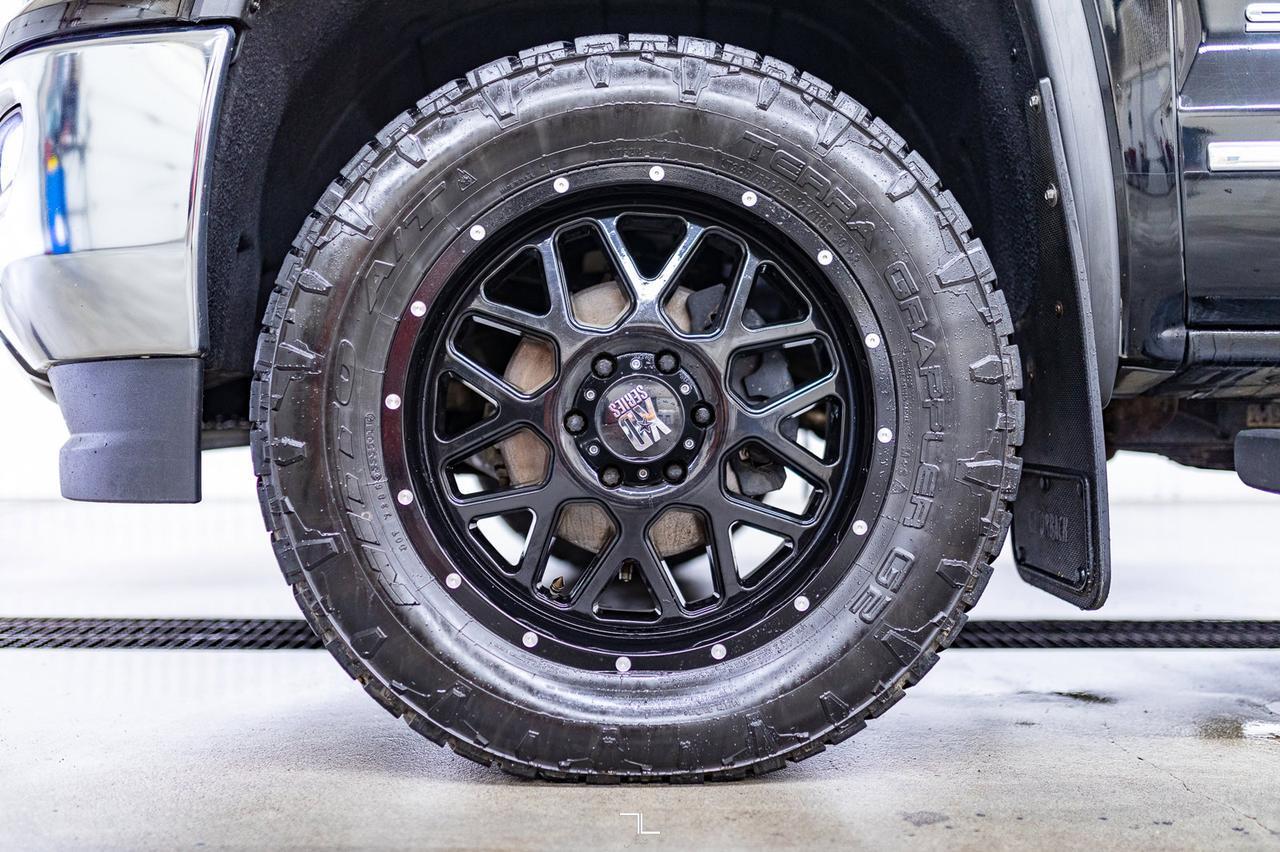 2018 GMC Sierra 1500 4x4 Crew Cab SLT Z71 Leather Roof BCam Red Deer AB