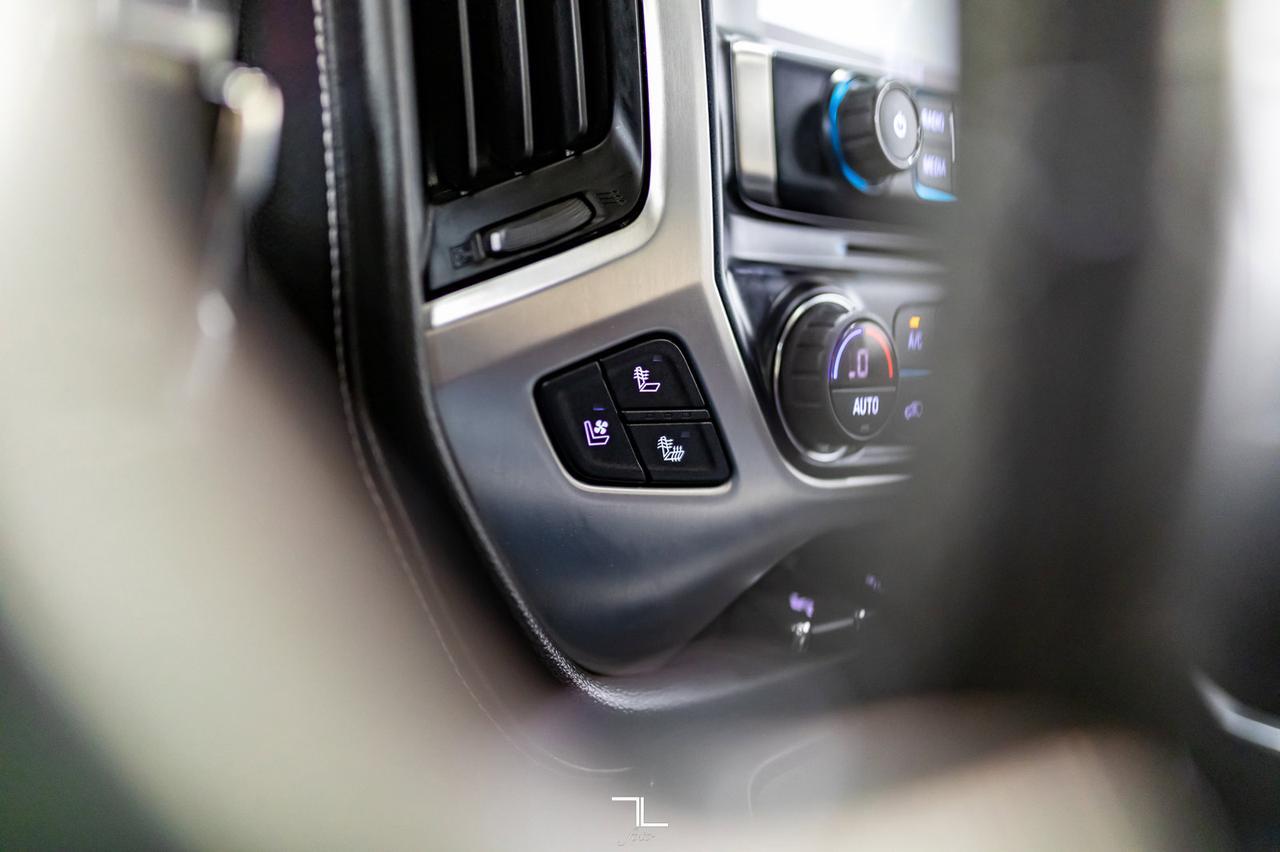 2018 GMC Sierra 1500 4x4 Crew Cab SLT Z71 Leather Roof Nav BCam Red Deer AB