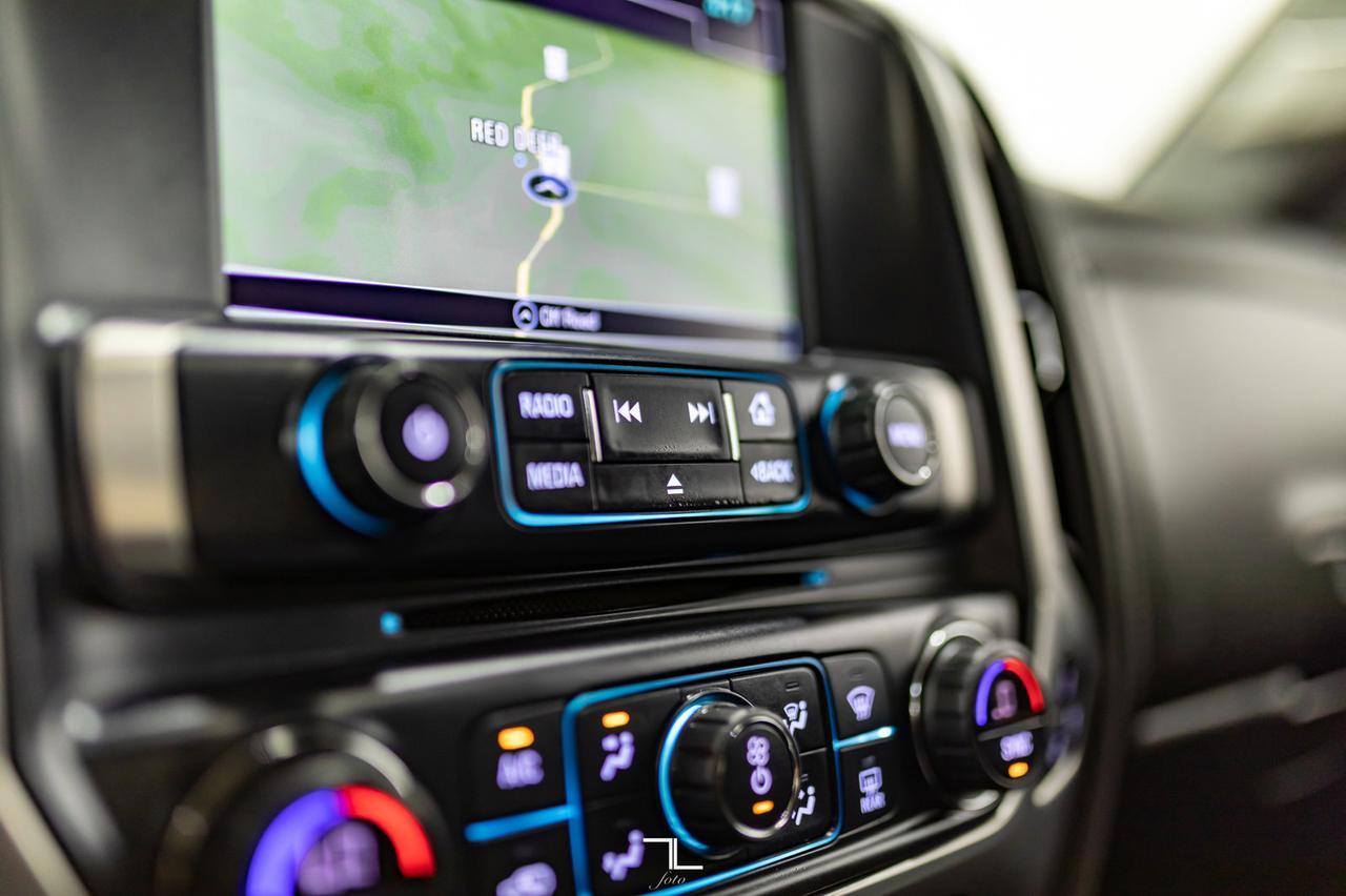 2018 GMC Sierra 1500 4x4 Crew Cab SLT Z71 Leather Roof Nav BCam Red Deer AB