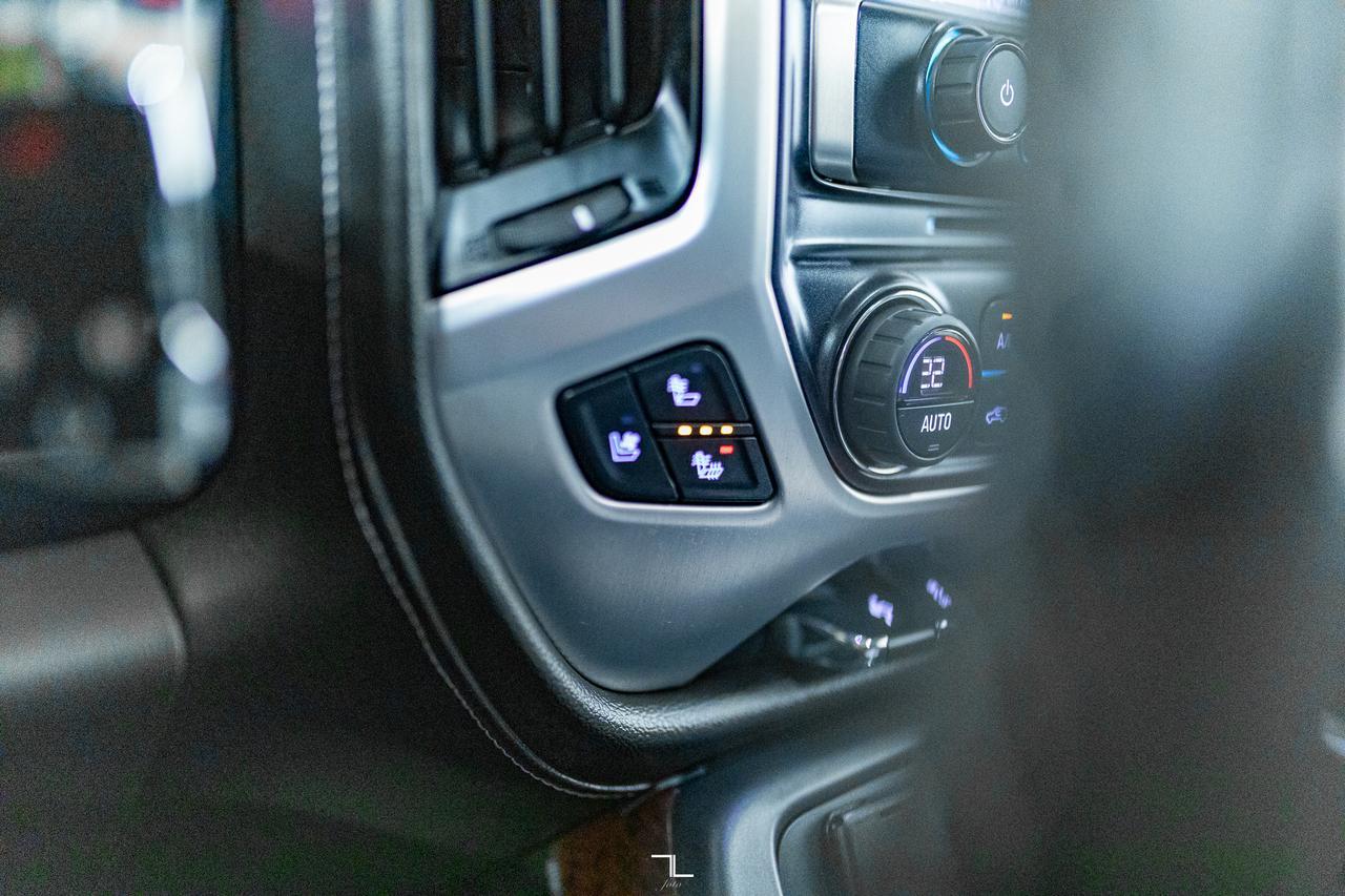 2018 GMC Sierra 1500 4x4 Crew Cab SLT Z71 Leather Roof Nav Red Deer AB