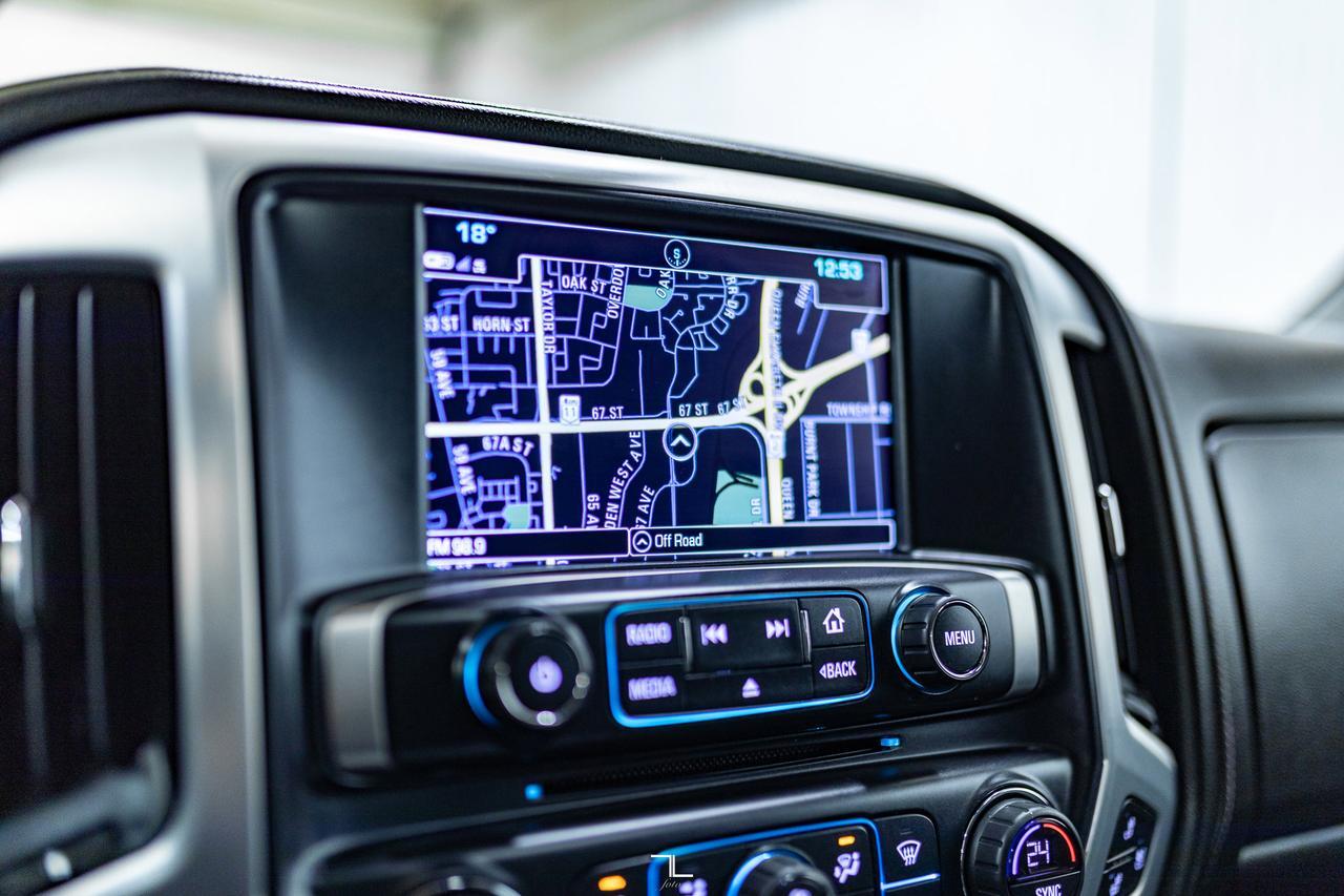 2018 GMC Sierra 1500 4x4 Crew Cab SLT Z71 Leather Roof Nav Red Deer AB