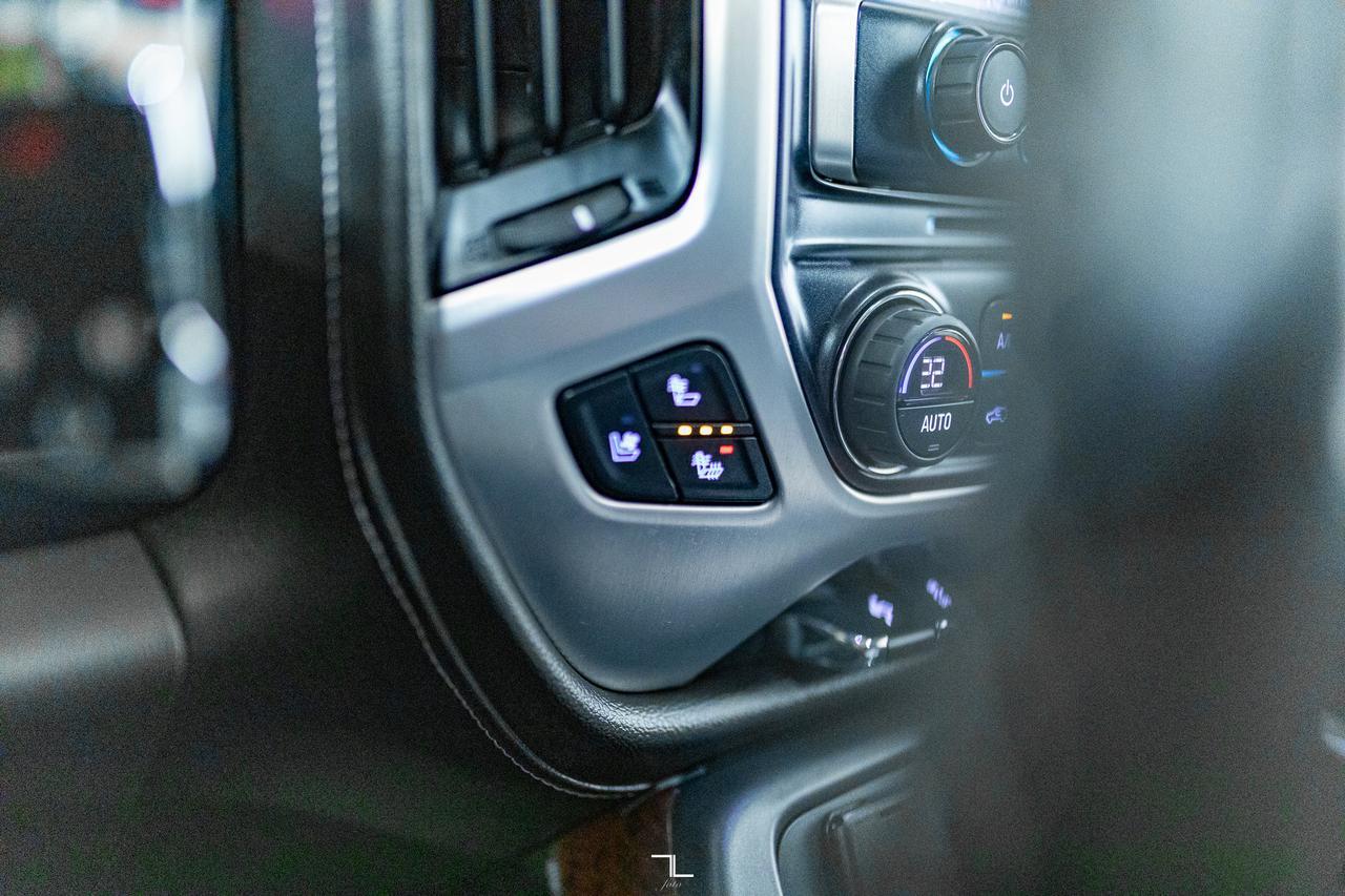 2018 GMC Sierra 1500 4x4 Crew Cab SLT Z71 Leather Roof Nav Red Deer AB