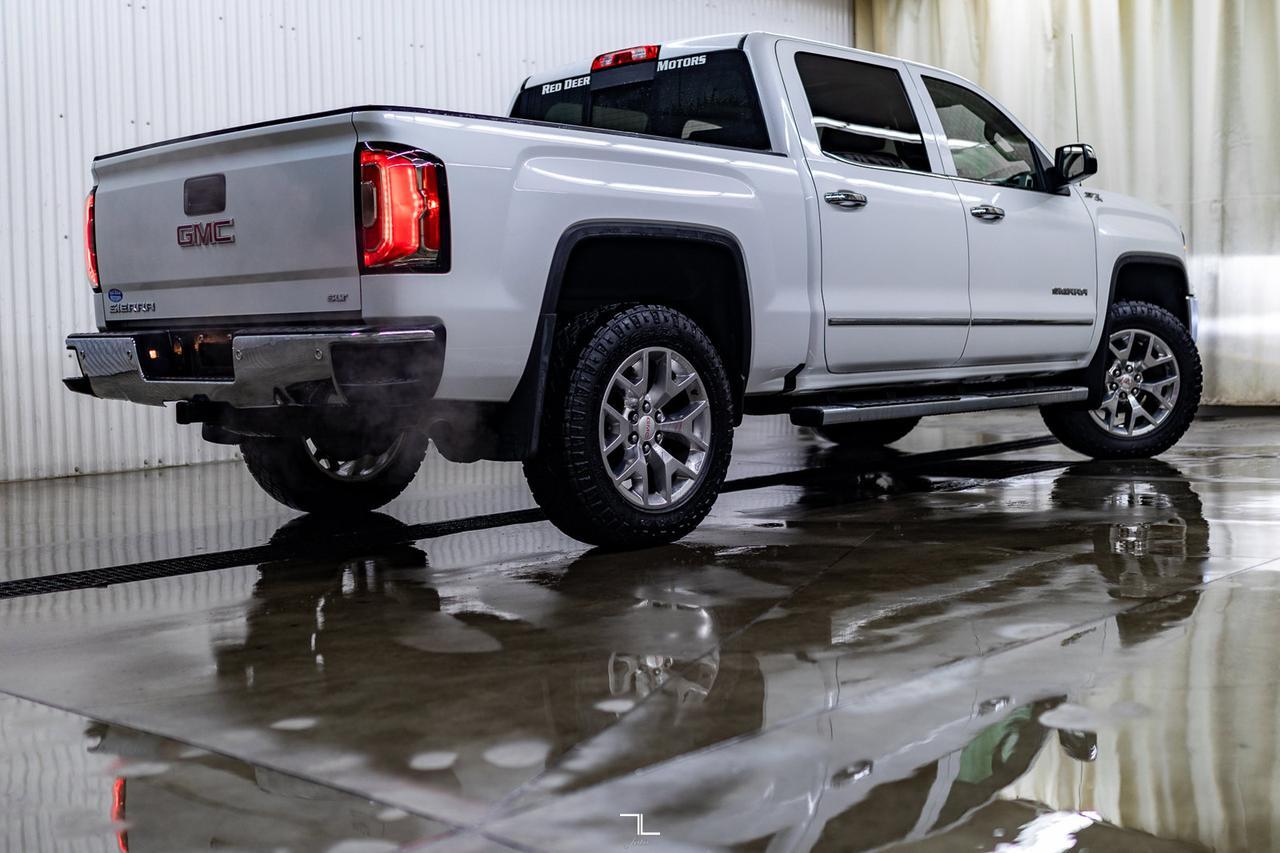 2018 GMC Sierra 1500 4x4 Crew Cab SLT Z71 Leather Roof Nav Red Deer AB
