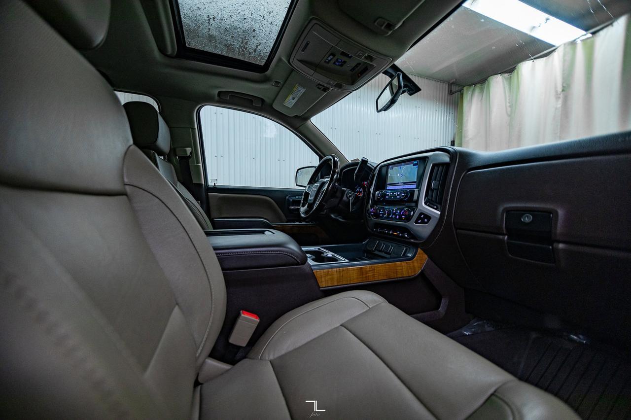 2018 GMC Sierra 1500 4x4 Crew Cab SLT Z71 Leather Roof Nav Red Deer AB