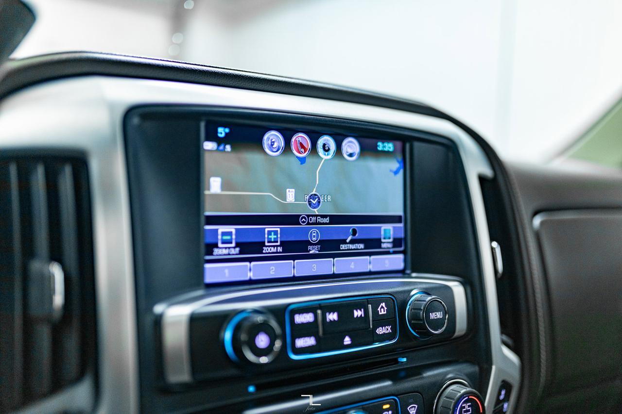 2018 GMC Sierra 1500 4x4 Crew Cab SLT Z71 Leather Roof Nav Red Deer AB
