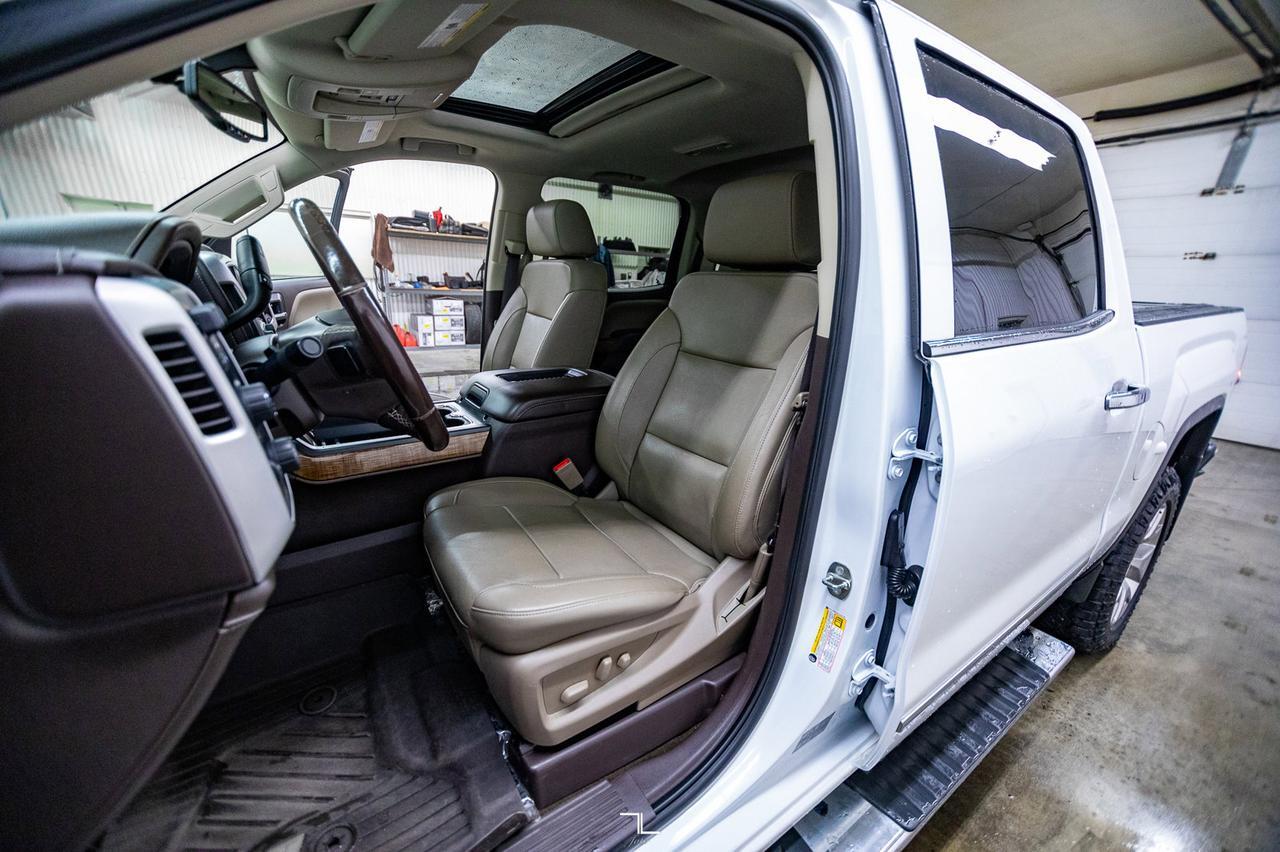 2018 GMC Sierra 1500 4x4 Crew Cab SLT Z71 Leather Roof Nav Red Deer AB