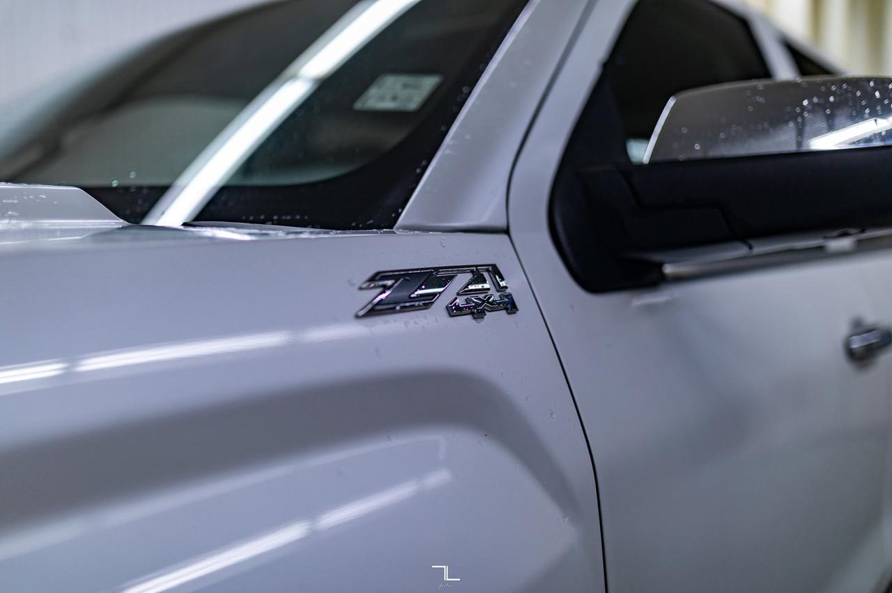 2018 GMC Sierra 1500 4x4 Crew Cab SLT Z71 Leather Roof Nav Red Deer AB