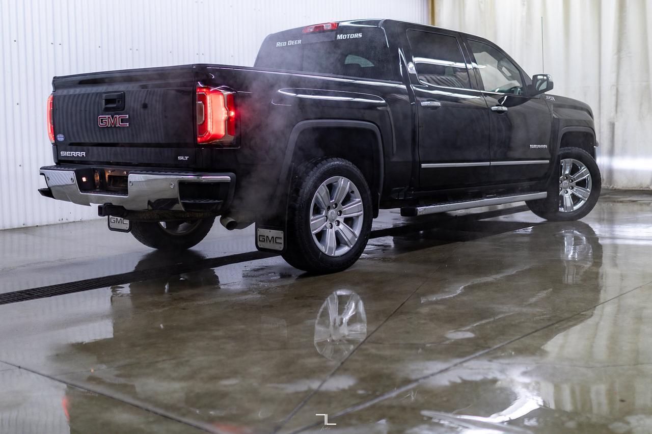 2018 GMC Sierra 1500 4x4 Crew Cab SLT Z71 Leather Roof Nav Red Deer AB