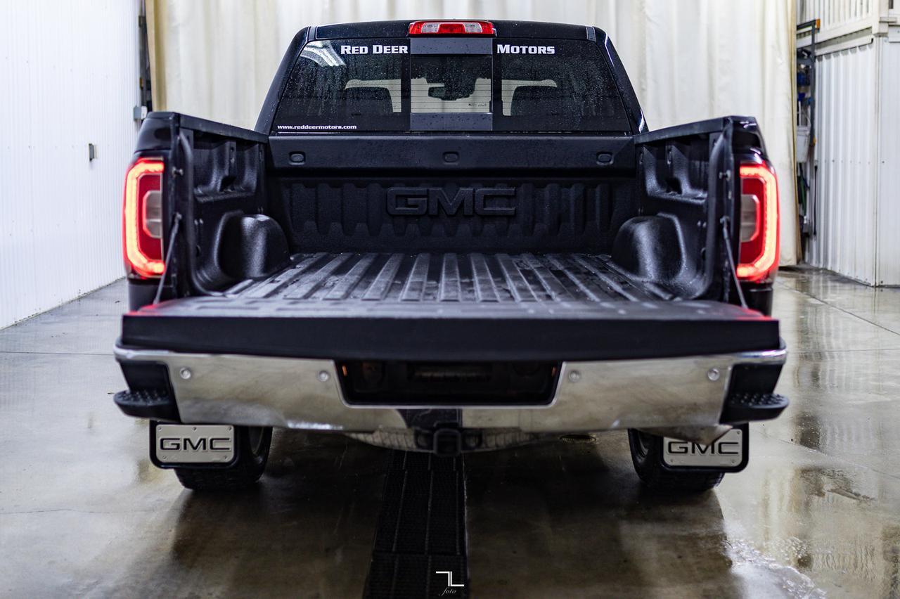 2018 GMC Sierra 1500 4x4 Crew Cab SLT Z71 Leather Roof Nav Red Deer AB