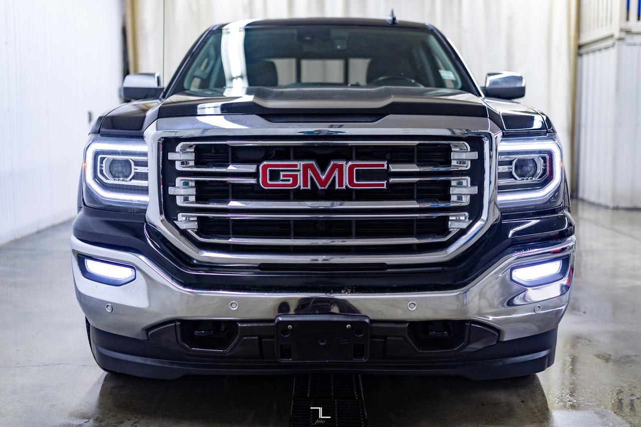 2018 GMC Sierra 1500 4x4 Crew Cab SLT Z71 Leather Roof Nav Red Deer AB
