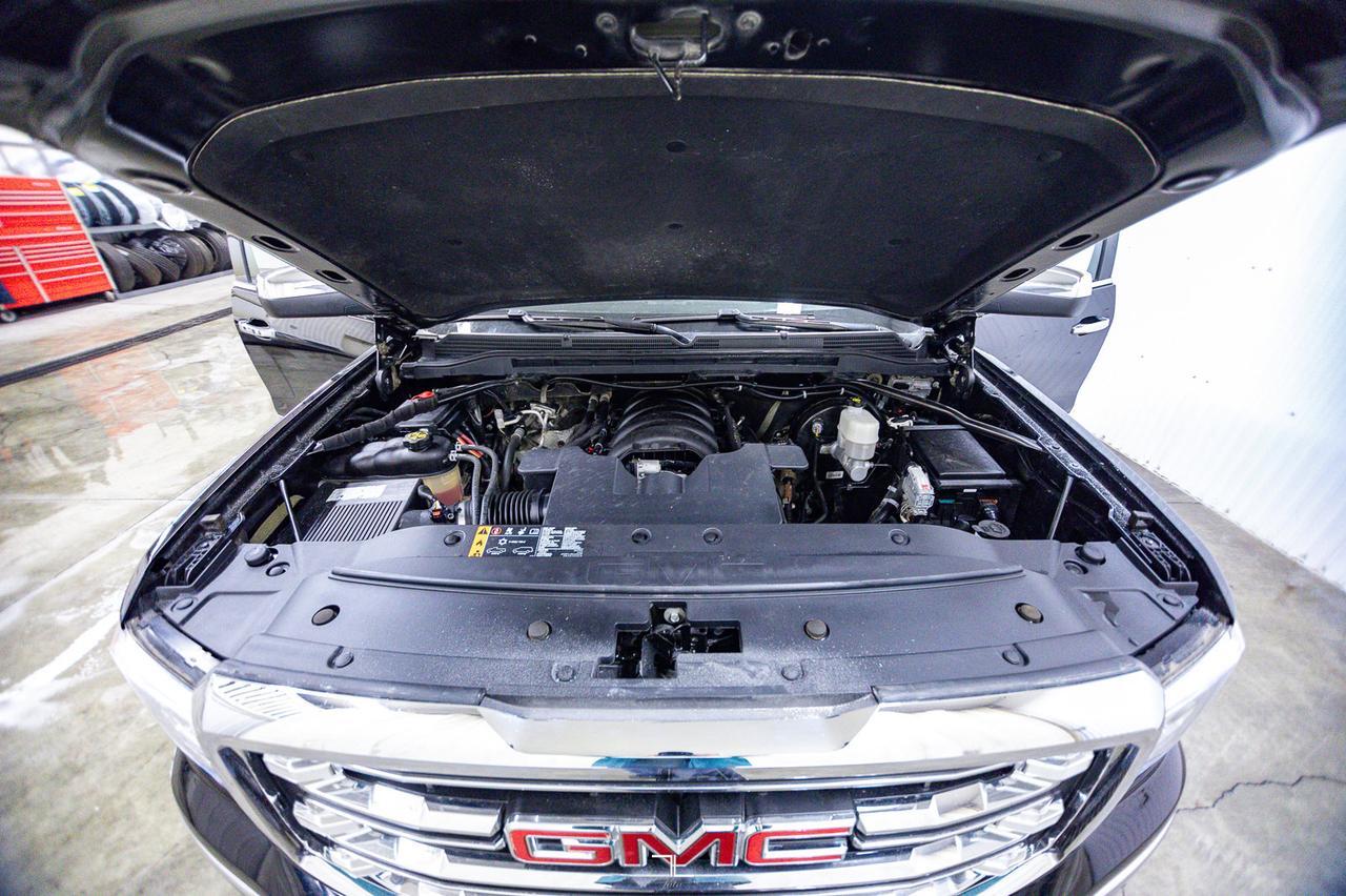 2018 GMC Sierra 1500 4x4 Crew Cab SLT Z71 Leather Roof Nav Red Deer AB