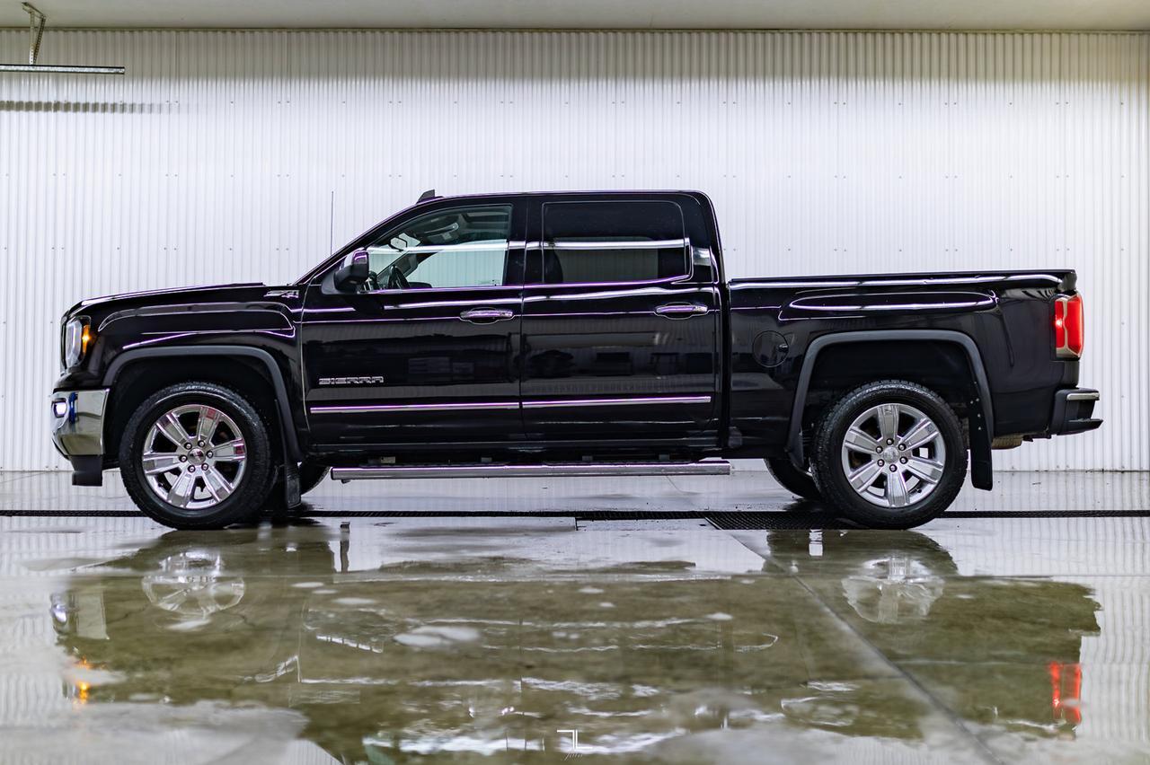 2018 GMC Sierra 1500 4x4 Crew Cab SLT Z71 Leather Roof Nav Red Deer AB