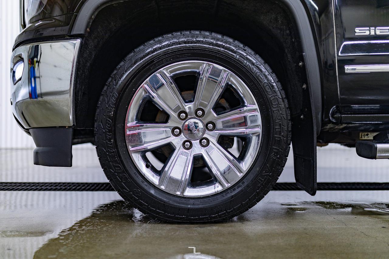 2018 GMC Sierra 1500 4x4 Crew Cab SLT Z71 Leather Roof Nav Red Deer AB