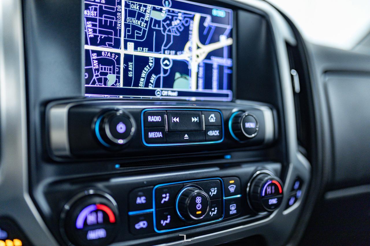 2018 GMC Sierra 1500 4x4 Crew Cab SLT Z71 Leather Roof Nav Red Deer AB