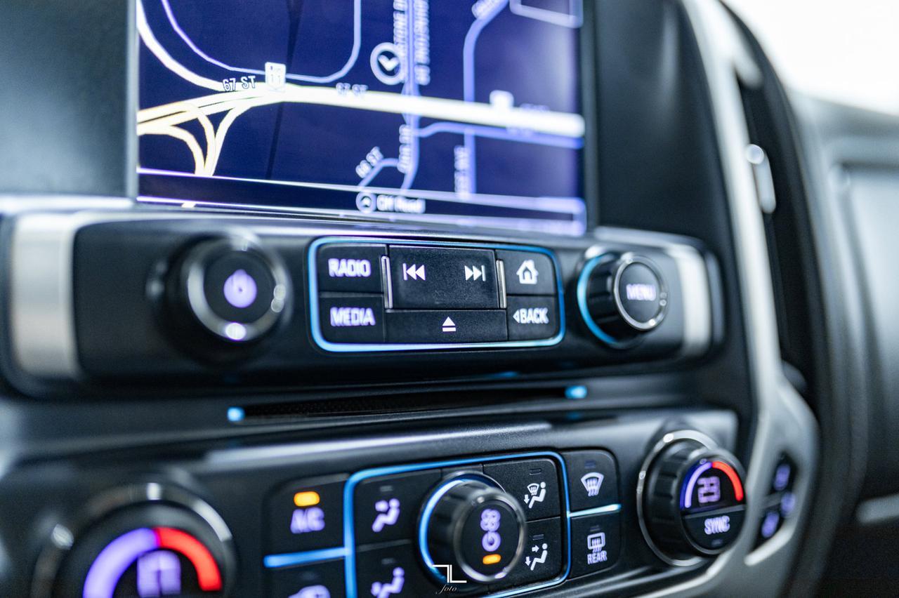 2018 GMC Sierra 1500 4x4 Crew Cab SLT Z71 Leather Roof Nav Red Deer AB