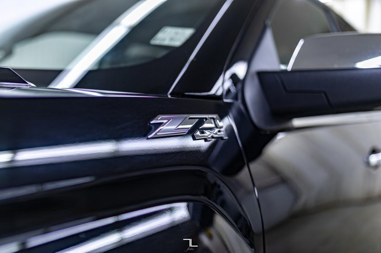 2018 GMC Sierra 1500 4x4 Crew Cab SLT Z71 Leather Roof Nav Red Deer AB