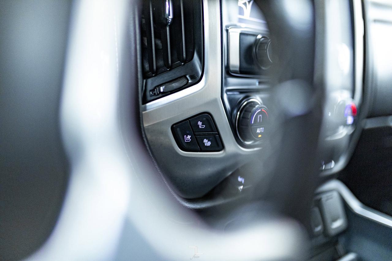 2018 GMC Sierra 1500 4x4 Crew Cab SLT Z71 Leather Roof Nav Red Deer AB