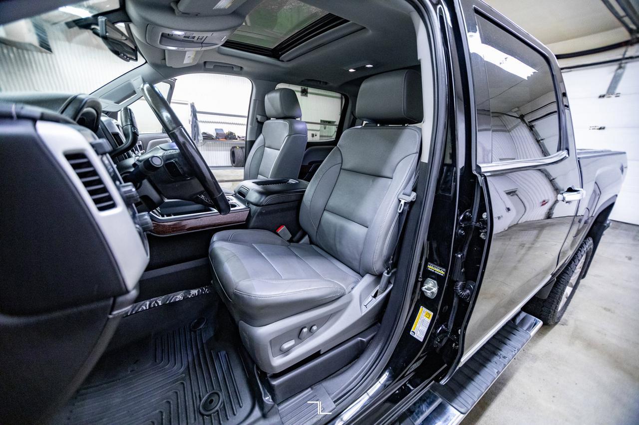 2018 GMC Sierra 1500 4x4 Crew Cab SLT Z71 Leather Roof Nav Red Deer AB