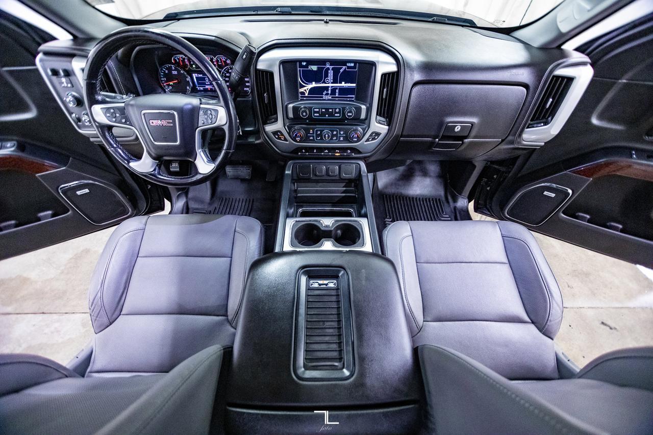 2018 GMC Sierra 1500 4x4 Crew Cab SLT Z71 Leather Roof Nav Red Deer AB