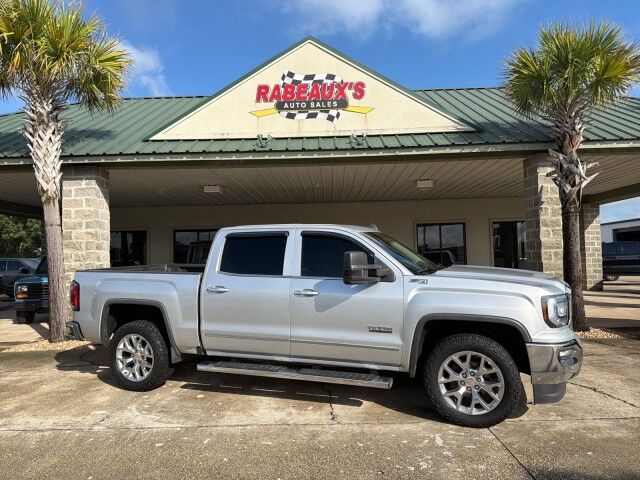 2018 GMC Sierra 4WD Crew Cab Short Box SLT's photo