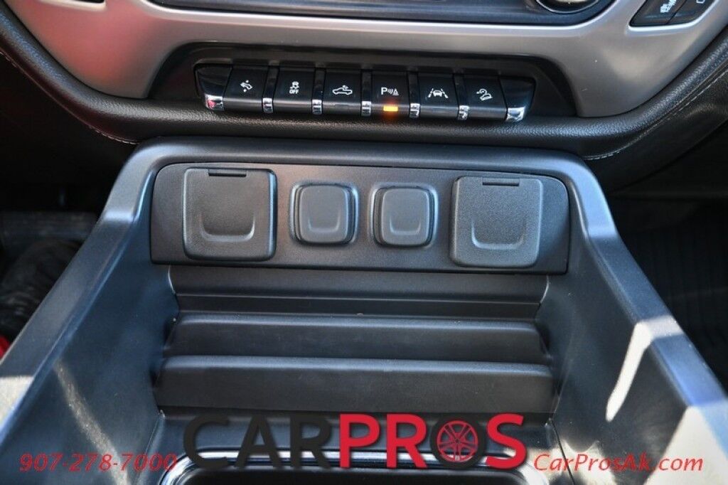 2018 GMC Sierra 1500 Denali - 6.2L V8 - 4X4 - Crew Cab - Heated & Cooled Leather Seats - Heated Steering Wheel - Bose Premium Speakers - Sunroof - Navigation - Running Boards - Backup Camera - Tow Package - 22in Premium Wheels - 1 Owner Anchorage AK