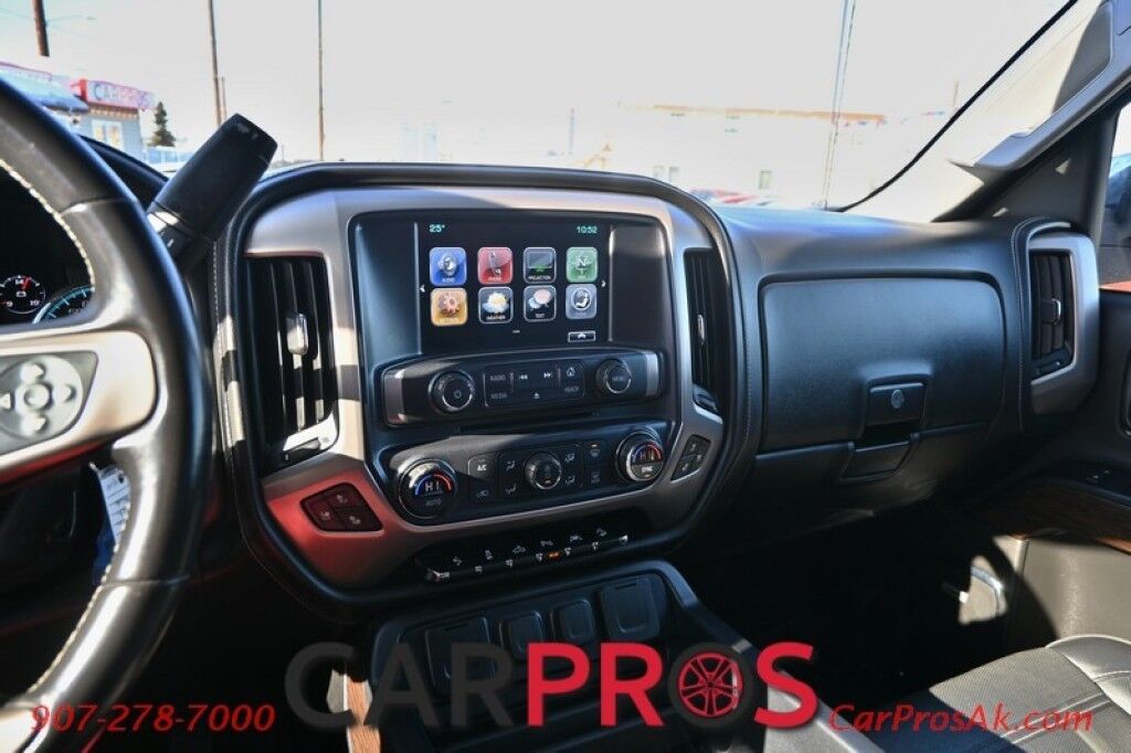 2018 GMC Sierra 1500 Denali - 6.2L V8 - 4X4 - Crew Cab - Heated & Cooled Leather Seats - Heated Steering Wheel - Bose Premium Speakers - Sunroof - Navigation - Running Boards - Backup Camera - Tow Package - 22in Premium Wheels - 1 Owner Anchorage AK