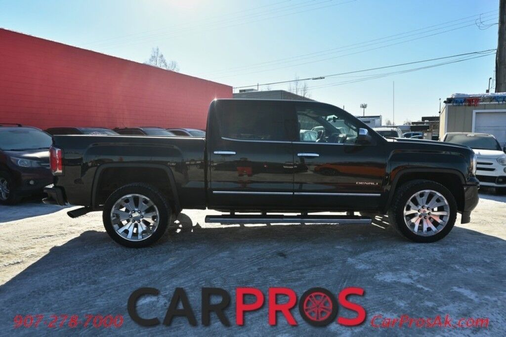 2018 GMC Sierra 1500 Denali - 6.2L V8 - 4X4 - Crew Cab - Heated & Cooled Leather Seats - Heated Steering Wheel - Bose Premium Speakers - Sunroof - Navigation - Running Boards - Backup Camera - Tow Package - 22in Premium Wheels - 1 Owner Anchorage AK