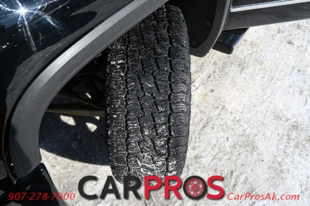 2018 GMC Sierra 1500 Denali - 6.2L V8 - 4X4 - Crew Cab - Heated & Cooled Leather Seats - Heated Steering Wheel - Bose Premium Speakers - Sunroof - Navigation - Running Boards - Backup Camera - Tow Package - 22in Premium Wheels - 1 Owner Anchorage AK