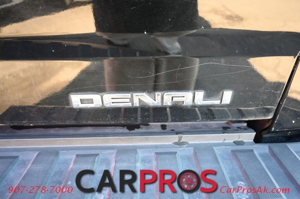 2018 GMC Sierra 1500 Denali - 6.2L V8 - Ultimate Pkg - 4X4 - Crew Cab - Heated/Cooled Leather Seats - Heated Steering Wheel - Bose Sounds System - Backup Camera - Navigation - Bluetooth - Sunroof - Bedliner - Brake Controller - Tow Pkg - 1 Owner Anchorage AK