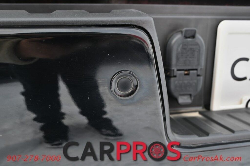 2018 GMC Sierra 1500 Denali - 6.2L V8 - Ultimate Pkg - 4X4 - Crew Cab - Heated/Cooled Leather Seats - Heated Steering Wheel - Bose Sounds System - Backup Camera - Navigation - Bluetooth - Sunroof - Bedliner - Brake Controller - Tow Pkg - 1 Owner Anchorage AK