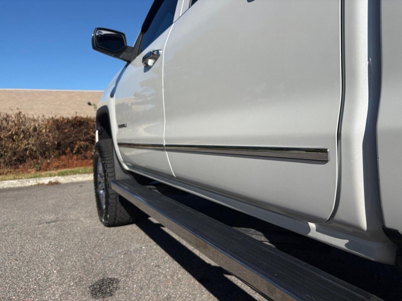 2018 GMC Sierra 1500 Denali, POWER RUNNING BOARDS, TOW PACKAGE, BACKUP CAMERAS, HEATED & COOLING SEATS, SUNROOF, NAVIGATION, LIFTED, PARKING SENSORS, ONLY 54K MILES, GMC IS READY TO RIDE! Virginia Beach VA