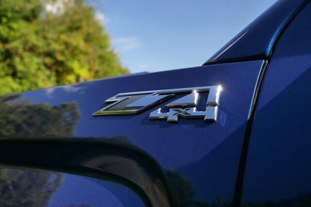 2018 GMC Sierra 1500 SLE 4X4 / American Luxury Coach Z82 / 5.3L V8! High Point NC