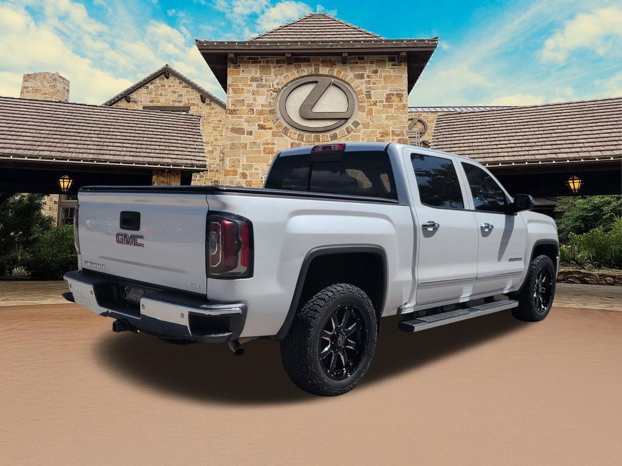 2018 GMC Sierra 1500 SLT
