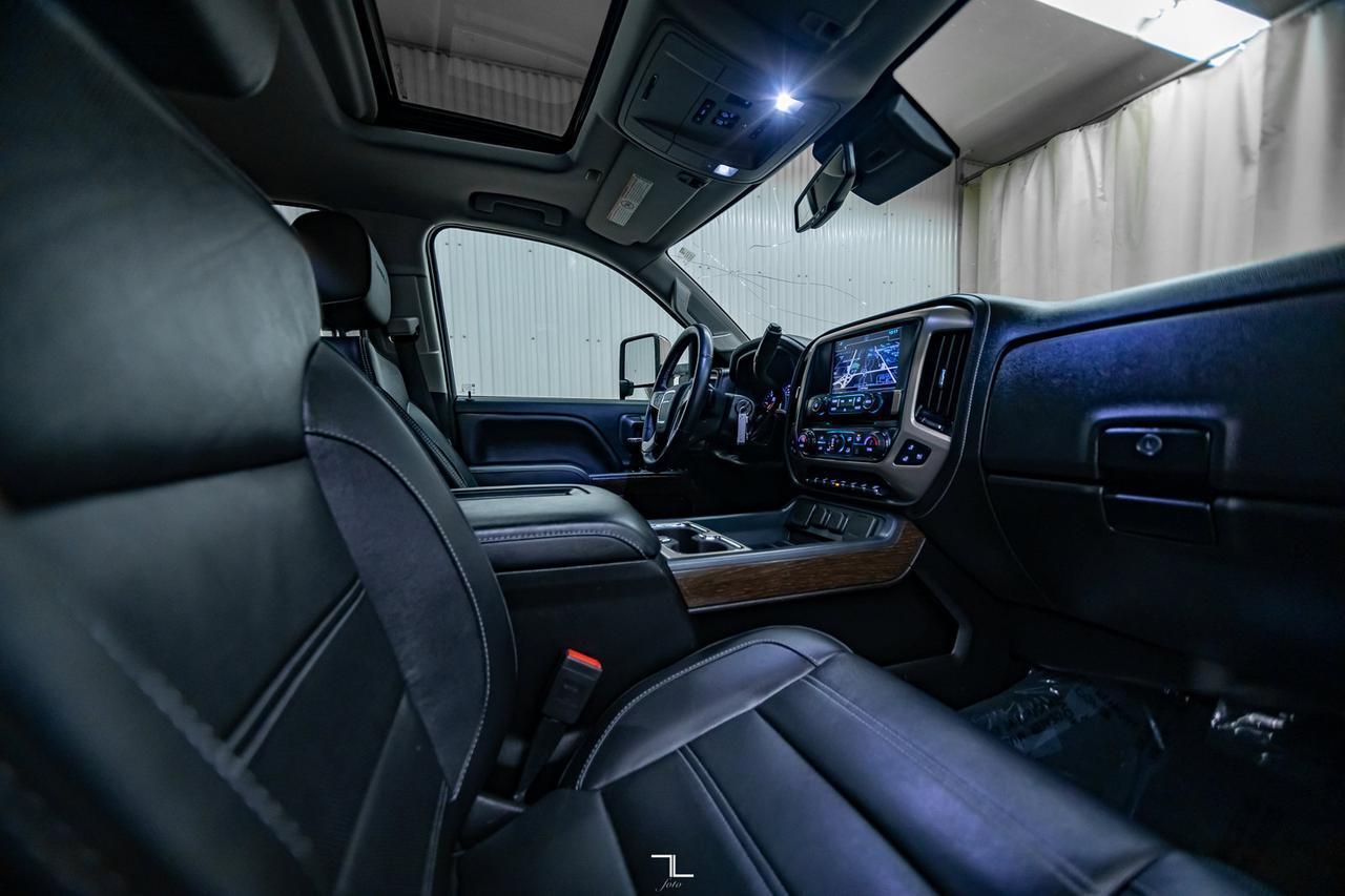 2018 GMC Sierra 2500 4x4 Crew Cab Denali HD Diesel Leather Roof Nav BCam Red Deer AB