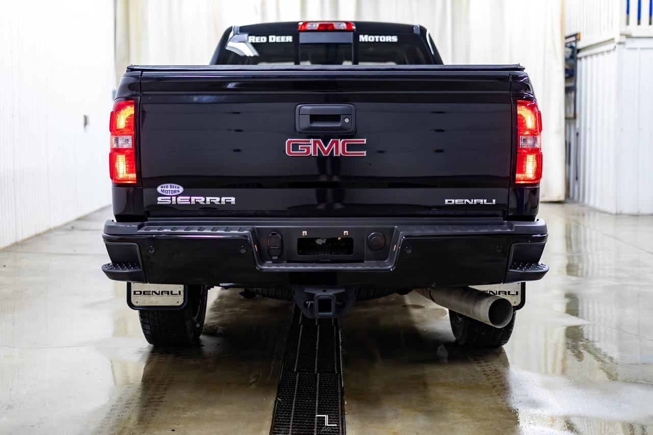 2018 GMC Sierra 2500 4x4 Crew Cab Denali HD Diesel Leather Roof Nav BCam Red Deer AB