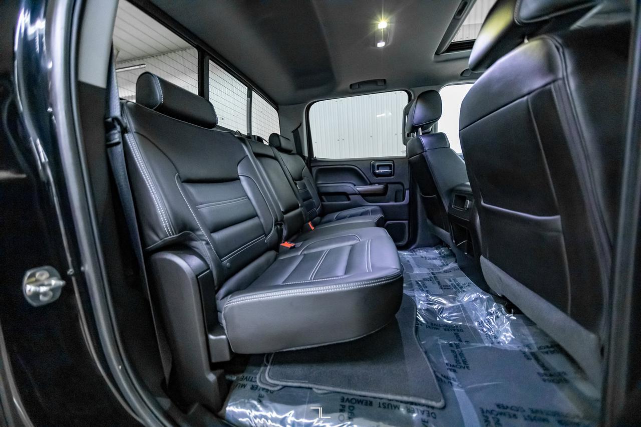 2018 GMC Sierra 2500 4x4 Crew Cab Denali HD Diesel Leather Roof Nav BCam Red Deer AB