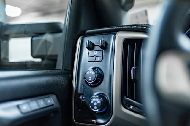 2018 GMC Sierra 2500 4x4 Crew Cab Denali HD Diesel Leather Roof Nav BCam Red Deer AB