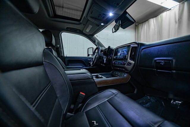 2018 GMC Sierra 2500 4x4 Crew Cab Denali HD Diesel Leather Roof Nav BCam Red Deer AB