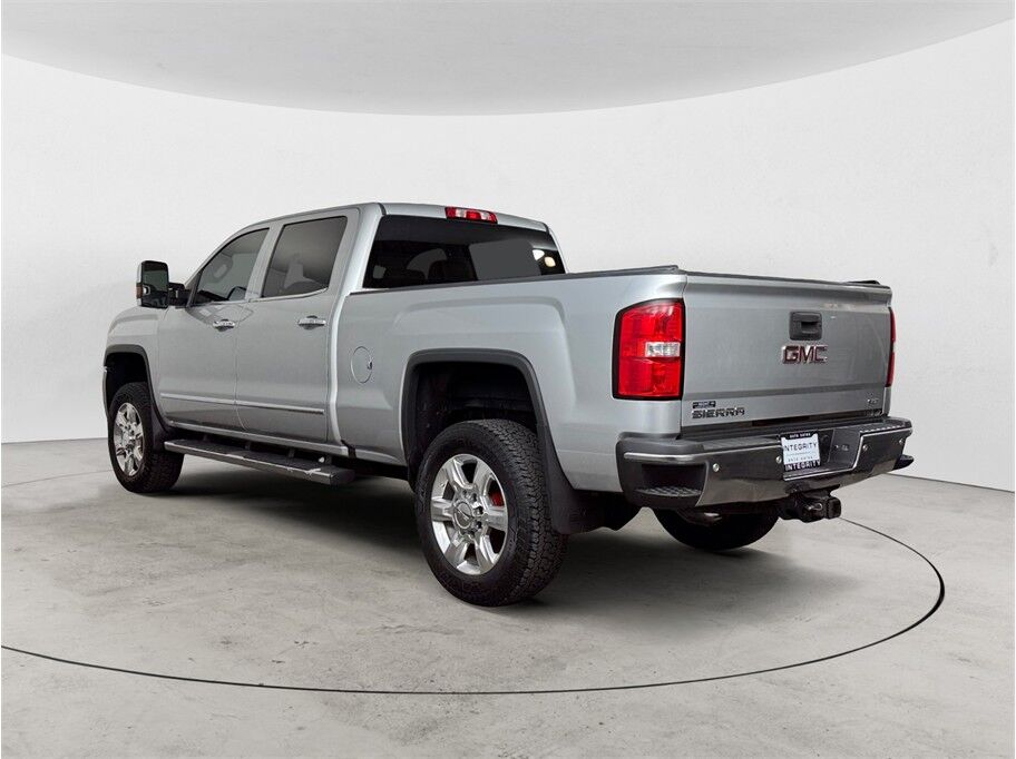2018 GMC Sierra 2500 HD Crew Cab SLT Pickup 4D 6 1/2 ft