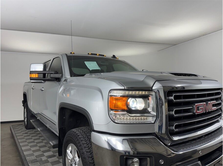 2018 GMC Sierra 2500 HD Crew Cab SLT Pickup 4D 6 1/2 ft Folsom CA