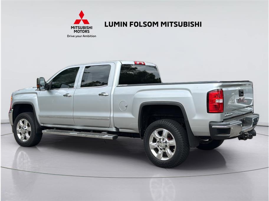 2018 GMC Sierra 2500 HD Crew Cab SLT Pickup 4D 6 1/2 ft